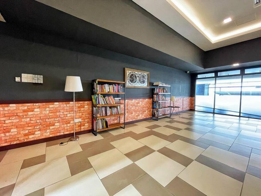 teo resident 2 vivacity jazz suite 4 Kuching Exterior foto